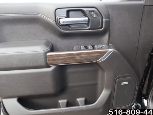 Used 2019 Chevrolet Silverado 1500 RST image 17