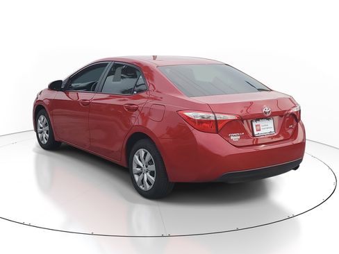Certified 2016 Toyota Corolla LE FWD image 4