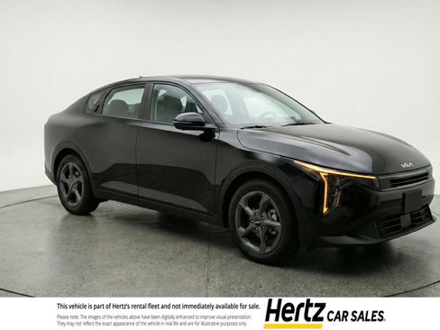 Used 2025 Kia K4 FWD image 1