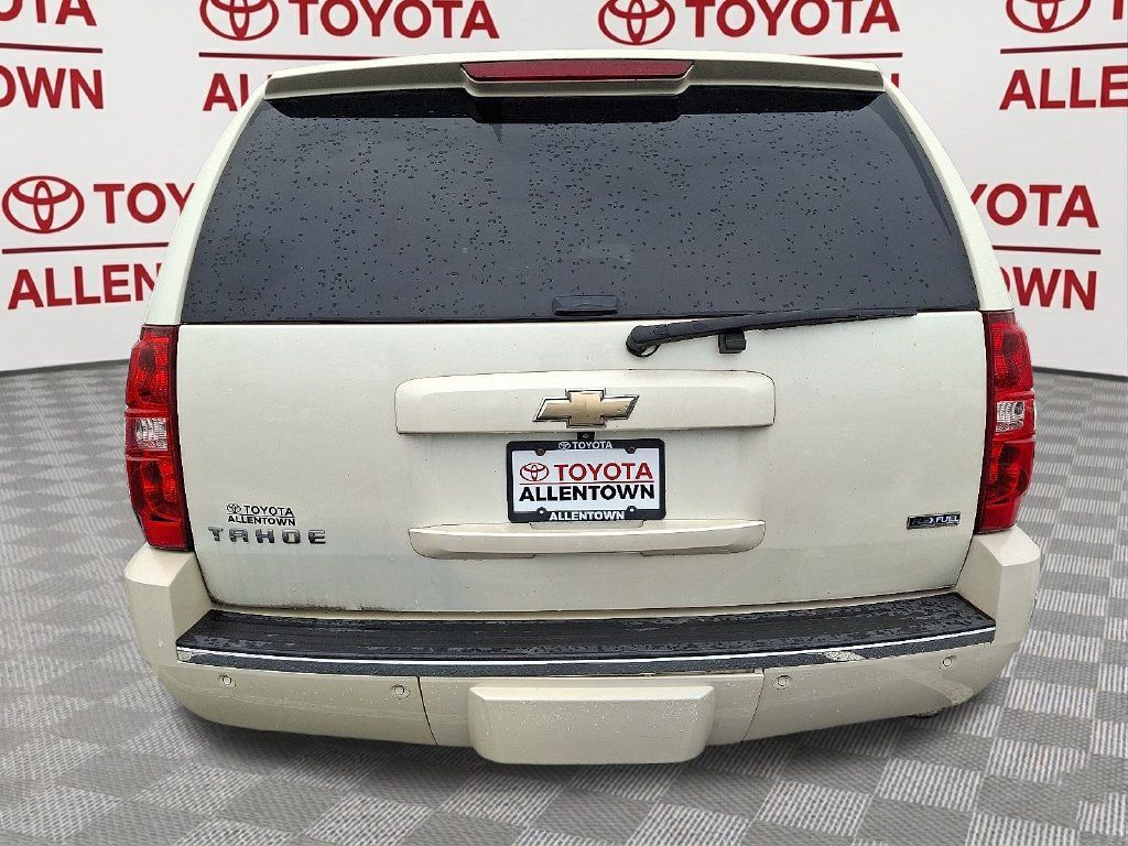 Used 2009 Chevrolet Tahoe LTZ AWD/4WD image 6