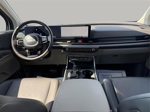 Used 2025 Kia Carnival SX FWD image 40