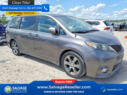 Used 2011 Toyota Sienna SE w/ Preferred Pkg image 5