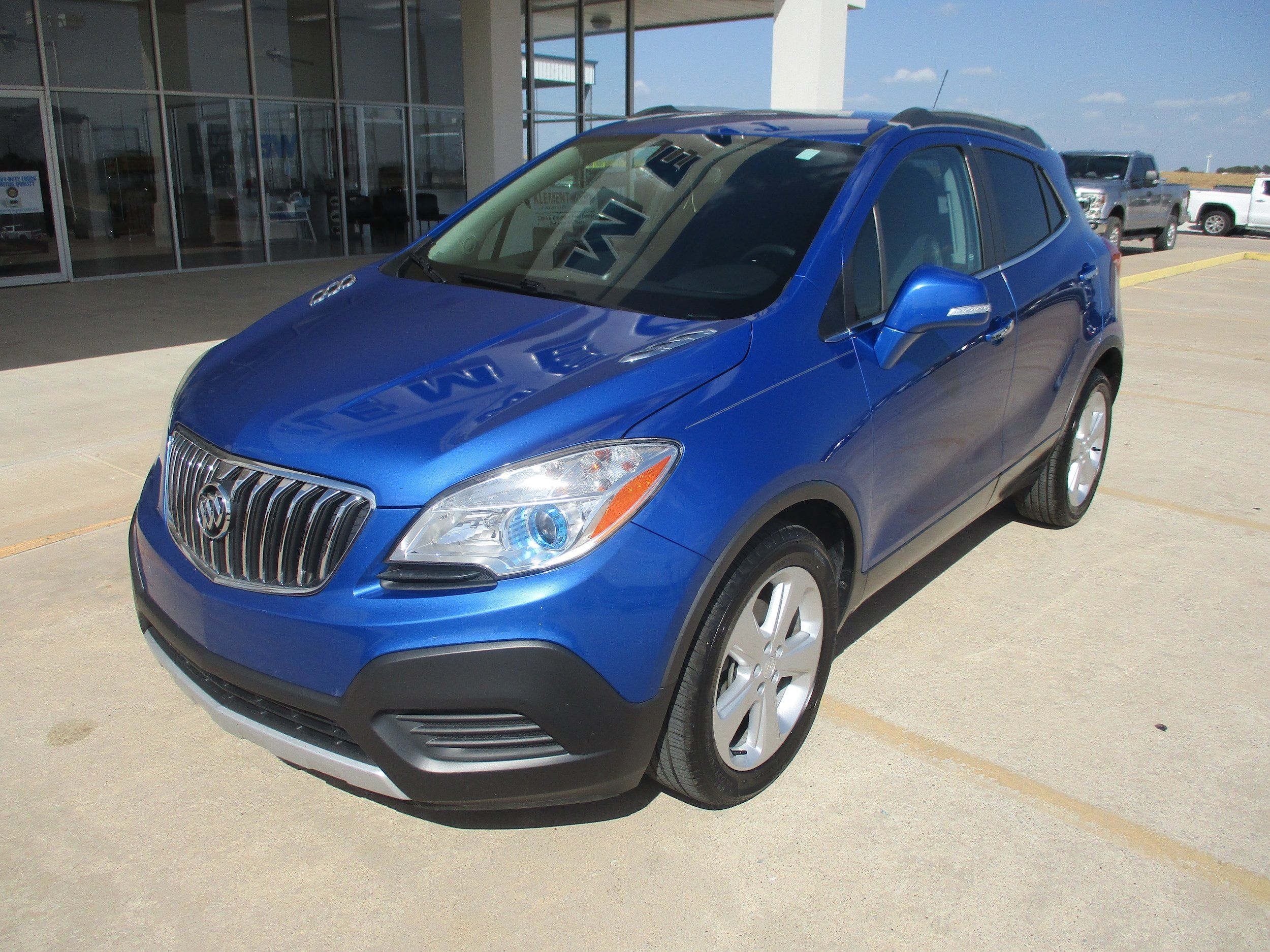 Used 2016 Buick Encore FWD image 2