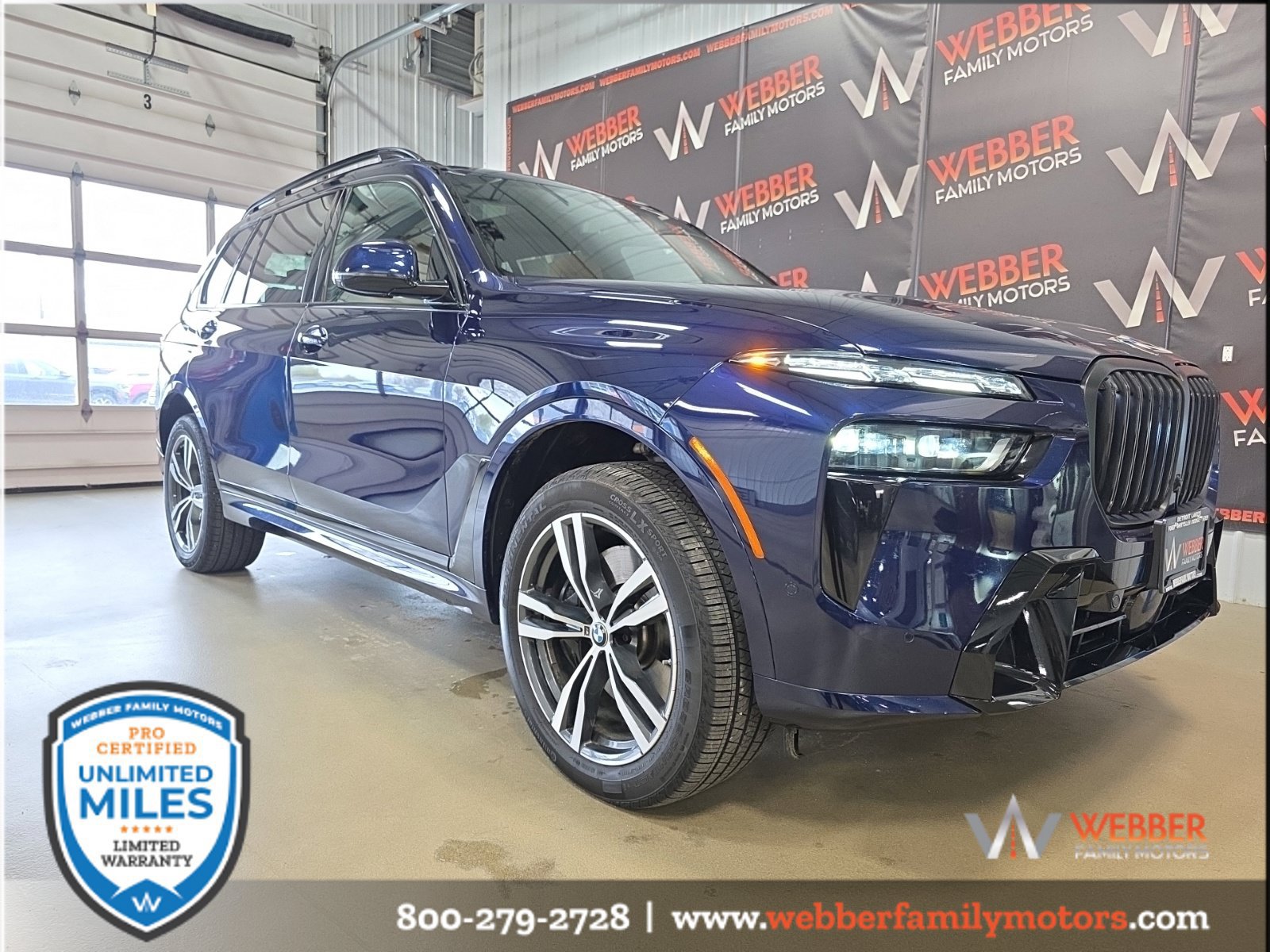 Used 2026 BMW X7 xDrive40i w/ M Sport Package AWD/4WD image 4