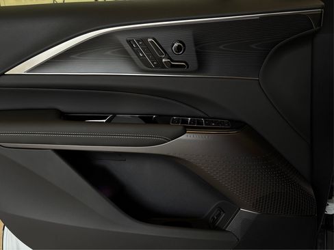 New 2026 Cadillac Lyriq Sport image 21