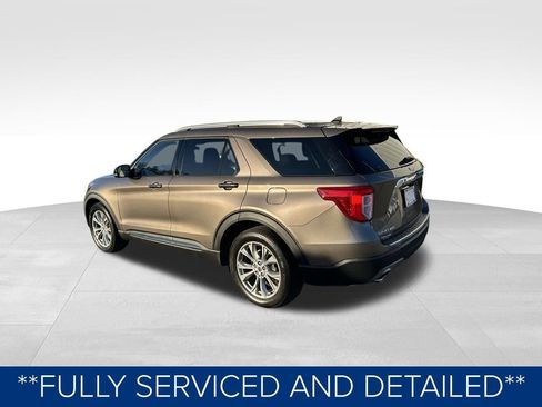 Used 2021 Ford Explorer Limited w/ Equipment Group 301A image 12