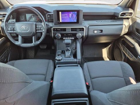 Used 2025 Toyota Tacoma SR AWD/4WD image 18