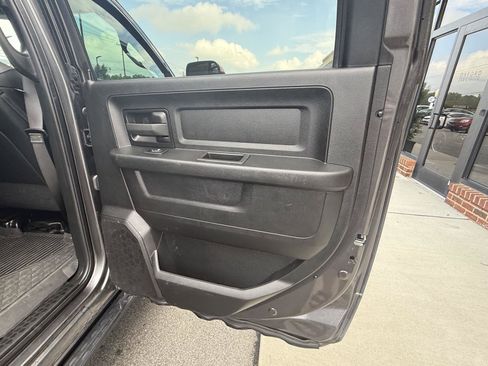 Used 2022 RAM 3500 Tradesman w/ Snow Chief Group AWD/4WD image 32