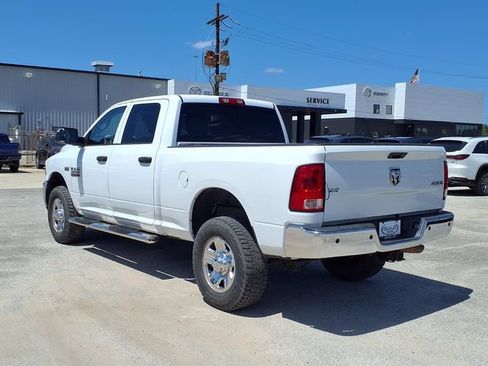 Used 2014 RAM 2500 Tradesman w/ Chrome Appearance Group AWD/4WD image 7