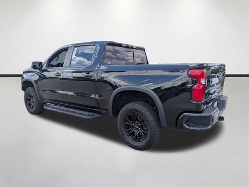 Used 2023 Chevrolet Silverado 1500 ZR2 w/ Technology Package AWD/4WD image 6
