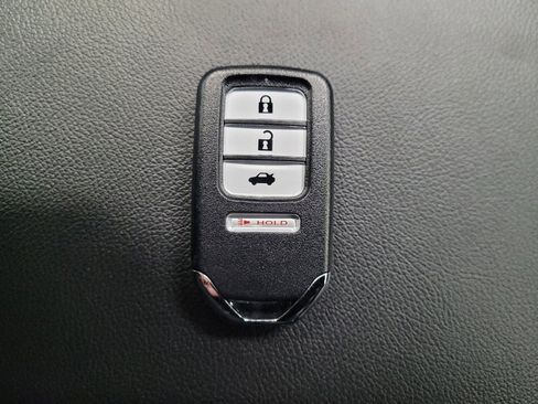 Used 2020 Honda Accord Sport image 32