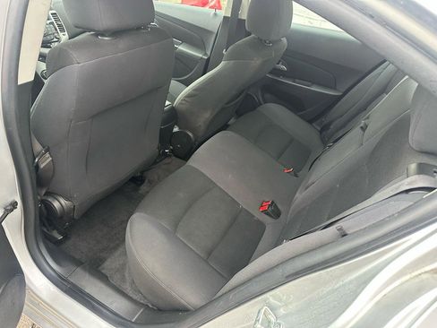 Used 2015 Chevrolet Cruze LT image 8
