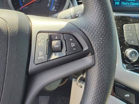 Used 2015 Chevrolet Cruze LS FWD image 10