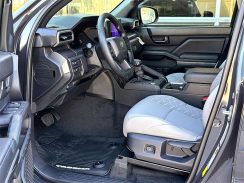 New 2026 Toyota Tacoma SR5 image 10