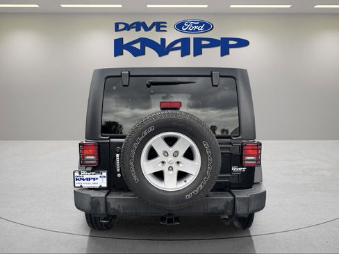 Used 2017 Jeep Wrangler Unlimited Sport w/ Quick Order Package 24S AWD/4WD image 6