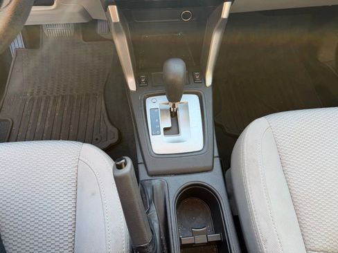 Used 2016 Subaru Forester 2.5i Premium AWD/4WD image 22