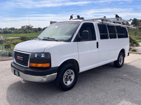 Used 2017 GMC Savana 2500 w/ Savana Pro Plus Package image 12