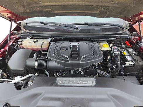 Used 2024 Jeep Wagoneer Series II w/ Flexible Seating Group image 29