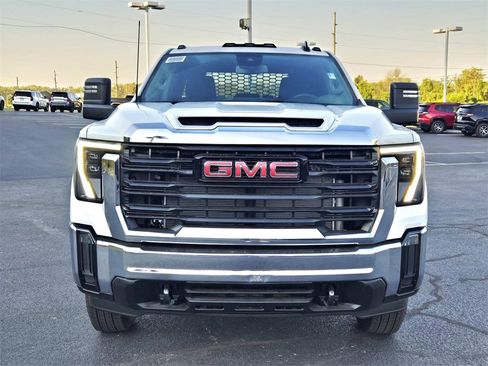 New 2025 GMC Sierra 3500 Pro w/ Convenience Package image 10