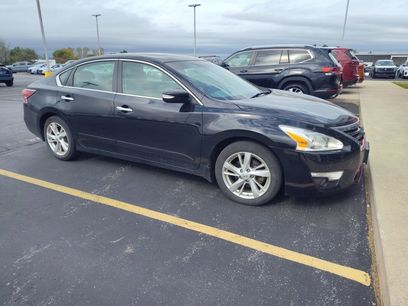 Used 2014 Nissan Altima 2.5 SL w/ Moonroof Package