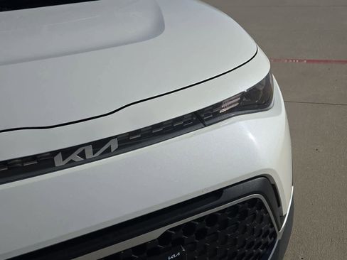 Certified 2024 Kia Soul LX w/ Option Group 015 image 10