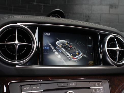 Used 2019 Mercedes-Benz SL 450 SL 450 Driver Assistance w/ Premium Package image 60