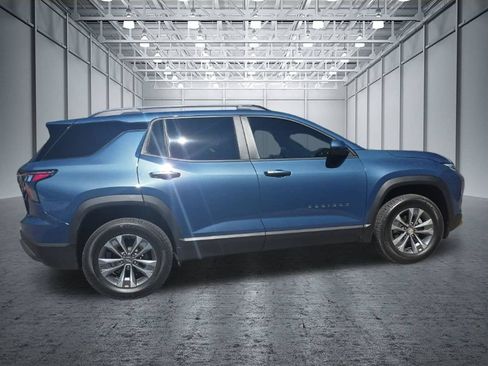 Used 2025 Chevrolet Equinox LT w/ Convenience Package II AWD/4WD image 7