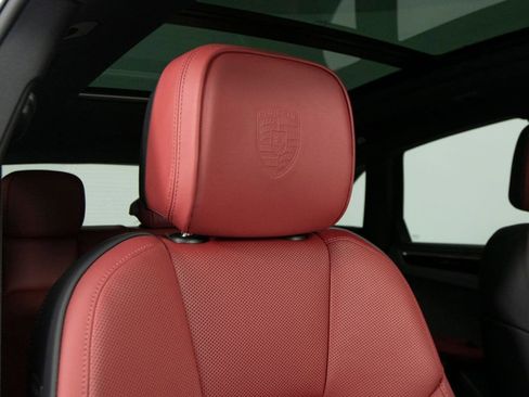 New 2026 Porsche Macan S AWD/4WD image 34