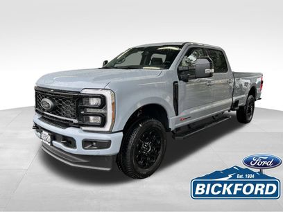 New 2026 Ford F350 Lariat w/ Black Appearance Package