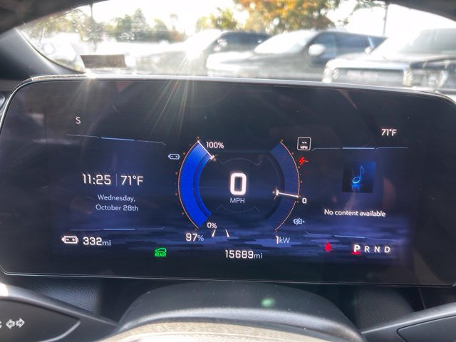 Used 2024 Chevrolet Equinox EV LT w/ LPO, Blackout Package FWD image 21