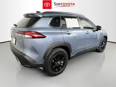 Used 2026 Toyota Corolla Cross LE w/ Moonroof Package FWD image 4
