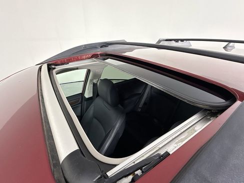 Used 2018 Subaru Outback 2.5i Limited image 23