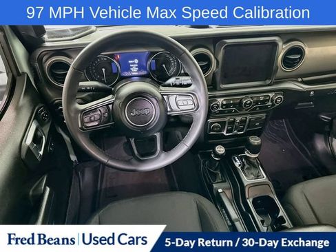 Used 2023 Jeep Wrangler Unlimited w/ Cold Weather Group AWD/4WD image 29