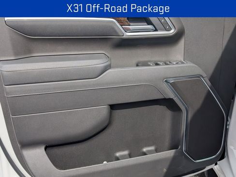 New 2026 GMC Sierra 1500 Elevation image 9