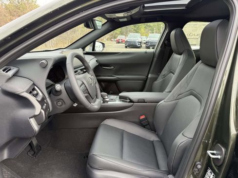 New 2026 Lexus UX 300h 300h Premium image 12