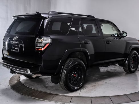 Used 2024 Toyota 4Runner TRD Off-Road Premium w/ Off Road Premium Plus Package AWD/4WD image 6