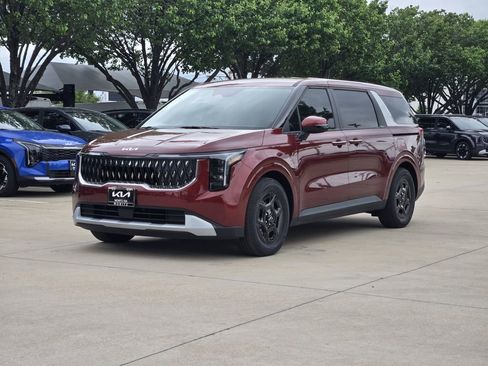 New 2026 Kia Carnival FWD image 2