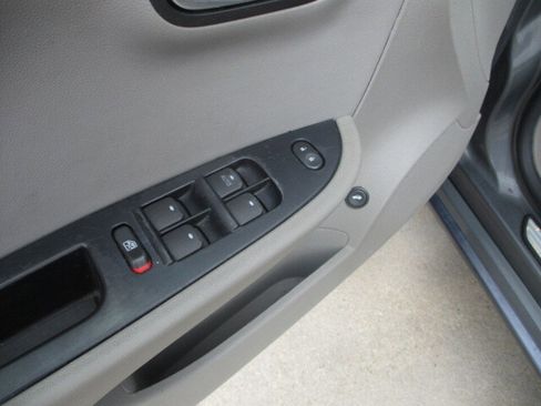 Used 2008 Saturn Aura XE image 23