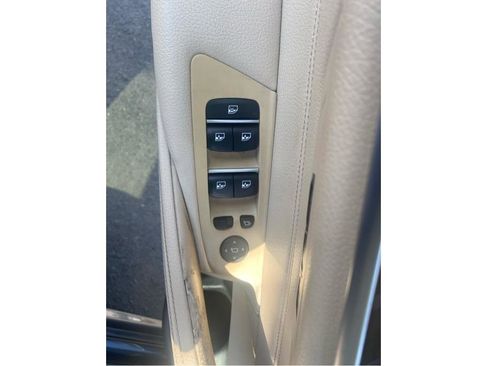 Used 2018 BMW 540i xDrive AWD/4WD image 15