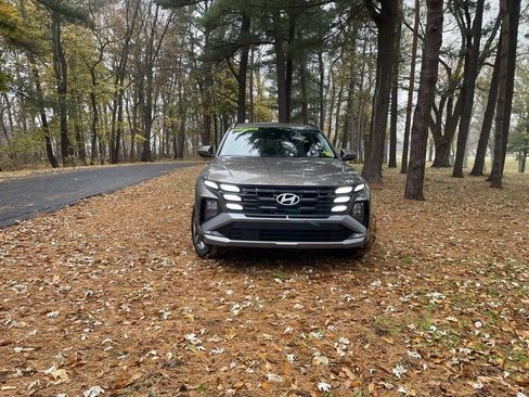 New 2026 Hyundai Tucson SEL image 1