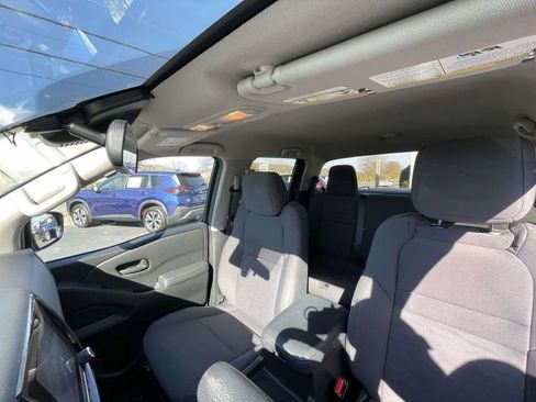 Used 2023 Nissan Frontier S w/ Technology Package image 32