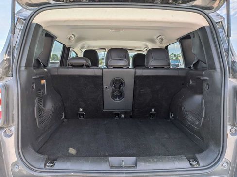 Used 2019 Jeep Renegade Trailhawk AWD/4WD image 31