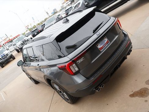 New 2026 Ford Explorer ST AWD/4WD image 13