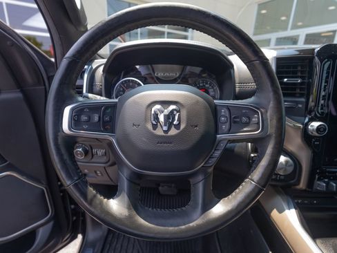 Used 2019 RAM 1500 Laramie AWD/4WD image 23