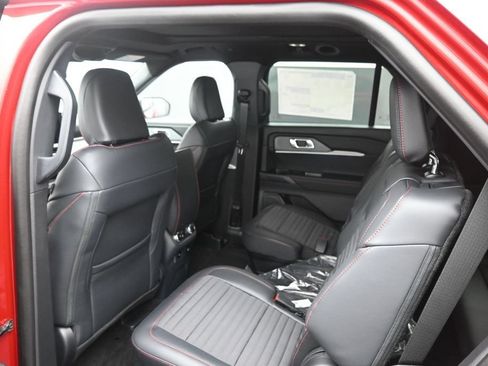 New 2026 Ford Explorer ST-Line w/ ST-Line Street Pack AWD/4WD image 20