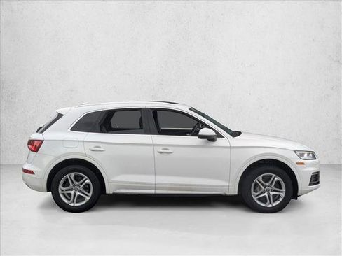 Used 2018 Audi Q5 2.0T Premium Plus w/ Premium Plus Package AWD/4WD image 4
