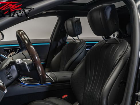 Used 2022 Mercedes-Benz S 500 4MATIC w/ 3D Technology Package image 25