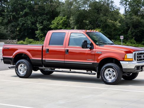 Used 2000 Ford F250 XL AWD/4WD image 14