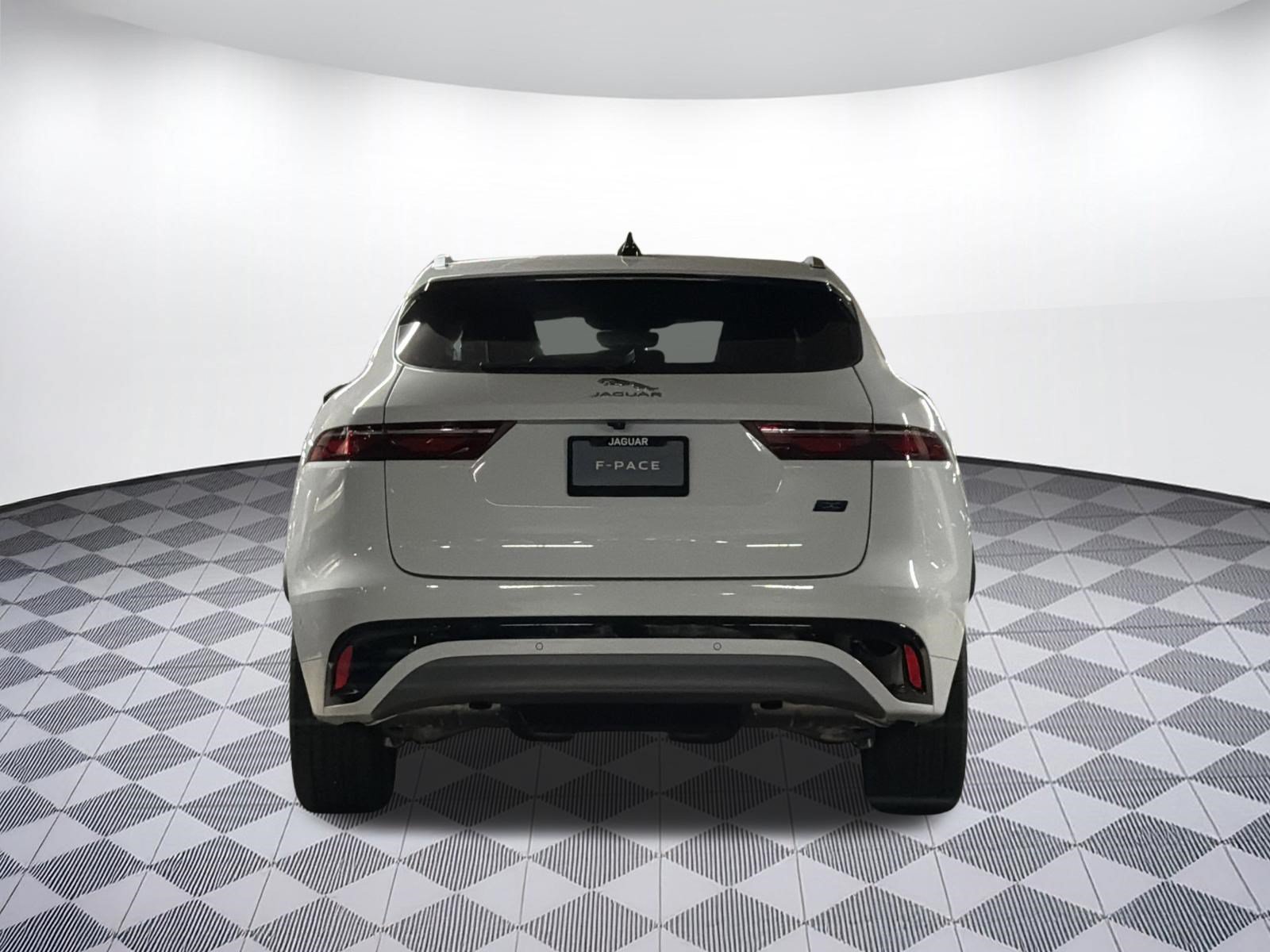 New 2026 Jaguar F-PACE R-Dynamic S AWD/4WD image 10