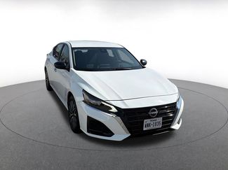 Used 2025 Nissan Altima 2.5 SV video 1